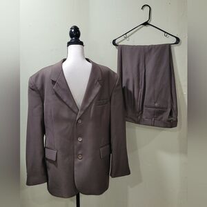 Vitaliano super 150s cloth 42S / 36W mens 2 piece matching suit jacket and pants